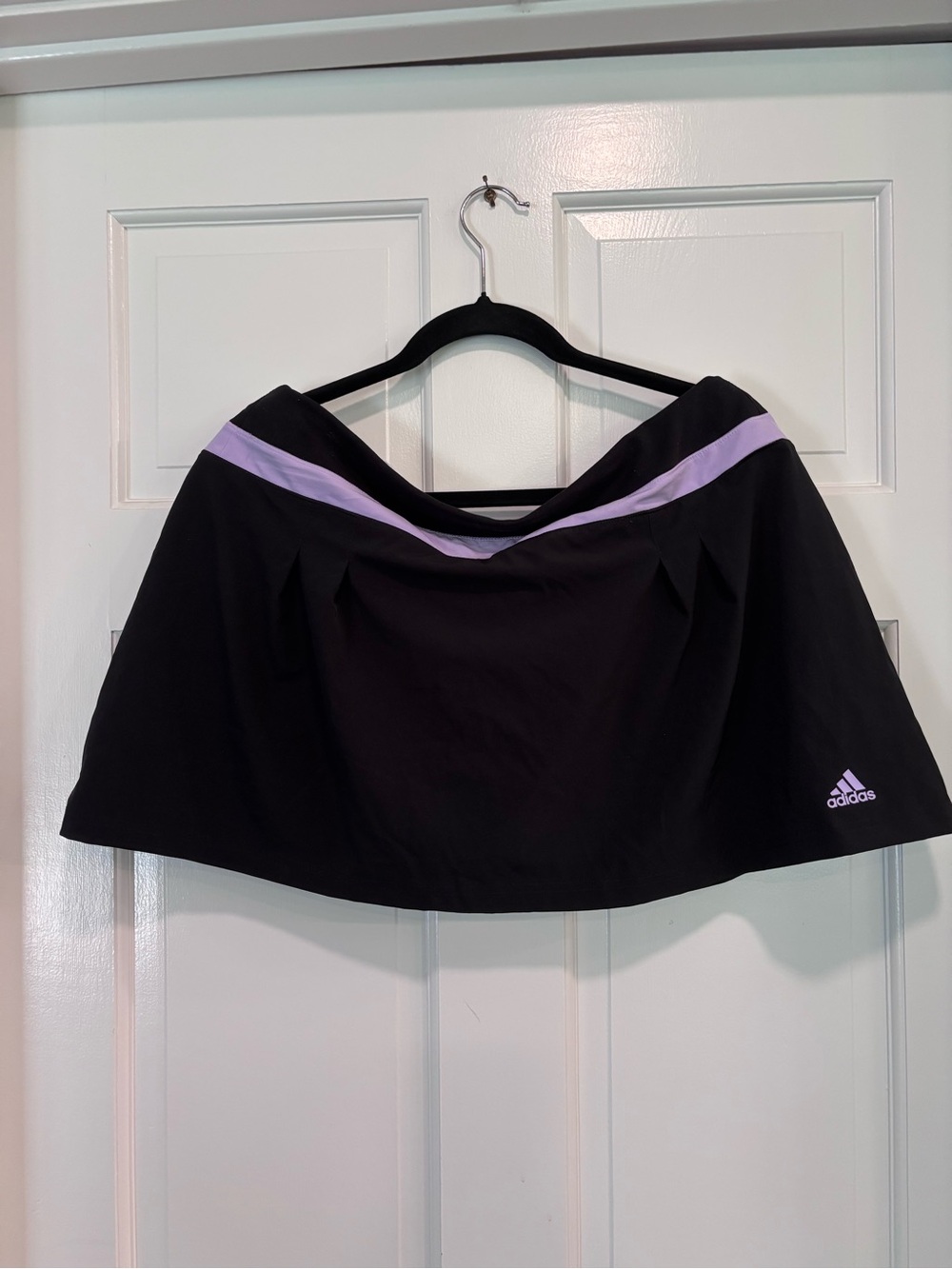 Adidas XL Sporty Black Skort with Lavender Stripe NWOT